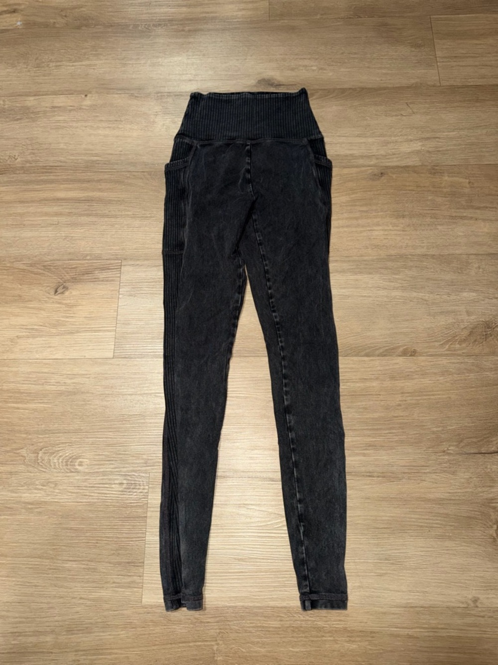 aerie Black High-Waist Ribbed Maternity Leggings